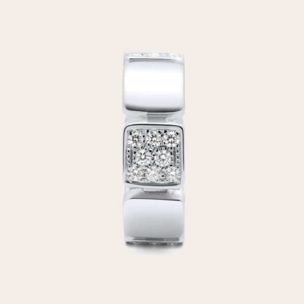 DIAMOND SQUARE RING